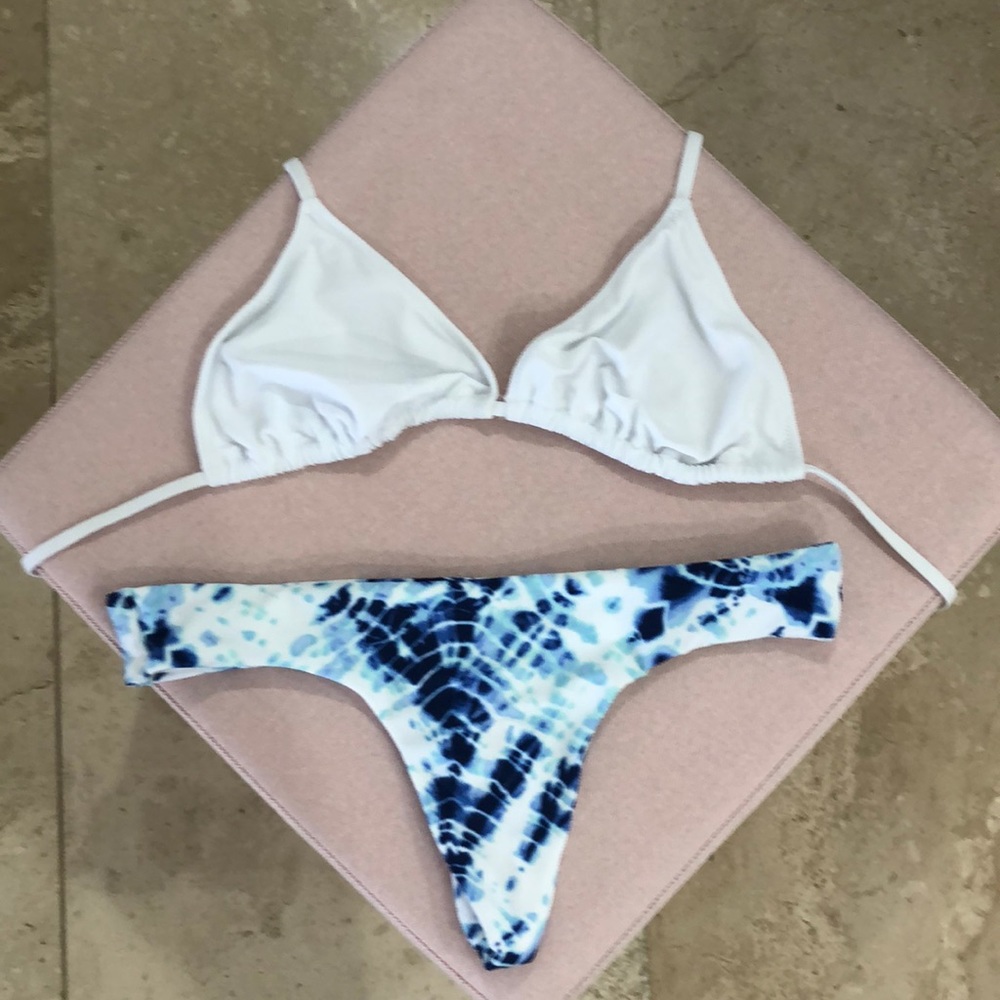 Victoria Secret bikini